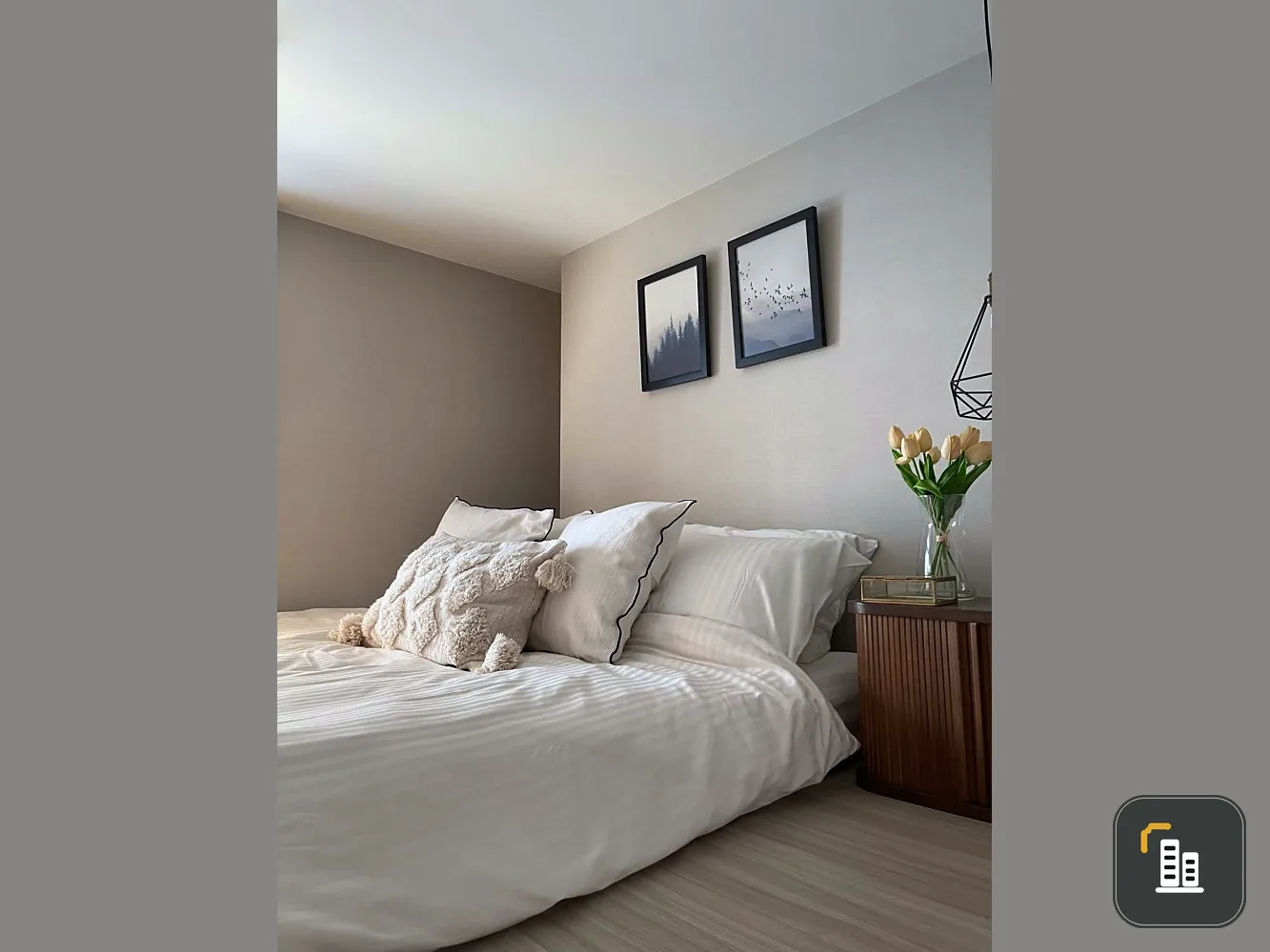 For rent urgently!! Condo Chewathai Residence Asoke, good location, convenient transportation, near MRT Rama 9, hurry up and book now!!