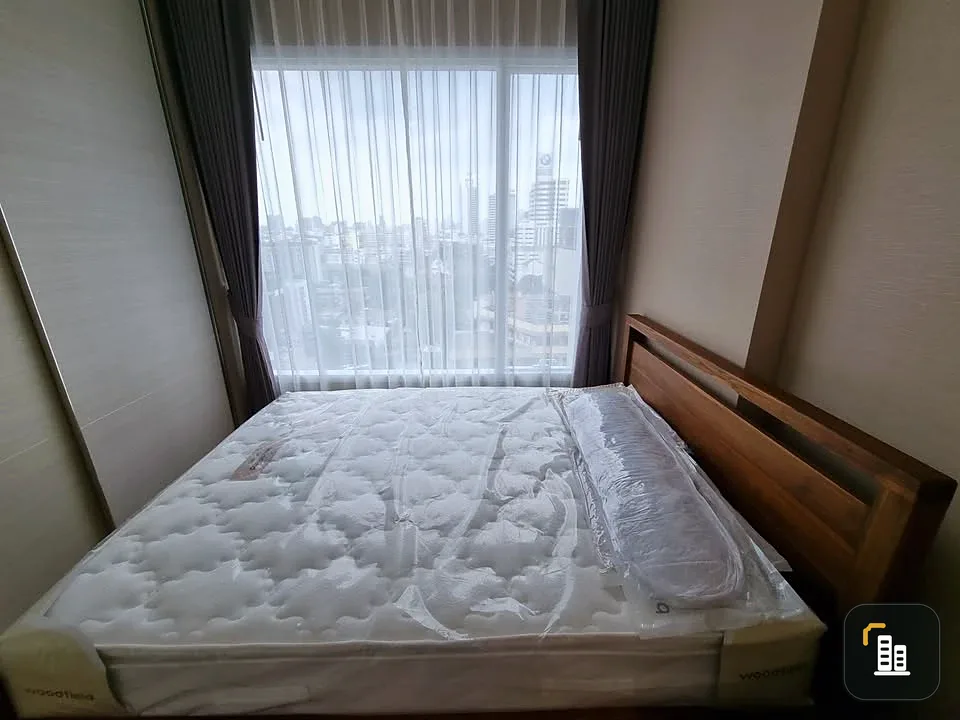 For rent/sale urgently!! Condo The Saint Residences, a new definition of happiness. Equivalent to a 5-star hotel, book now!!