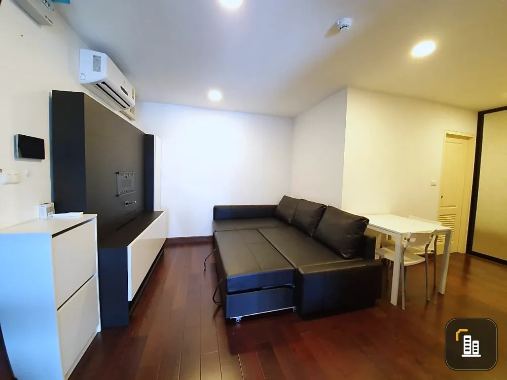 Condo for sale, Condo Bangkok, Feliz Sathorn-Taksin, 2 bedrooms, 1 bathroom, usable space, great value, book now.