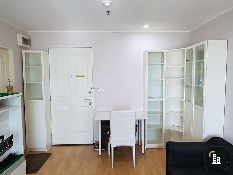 U delight sale @ Chatuchak station, good location, near BTS, MRT, good price, carry one bag, ready to move in