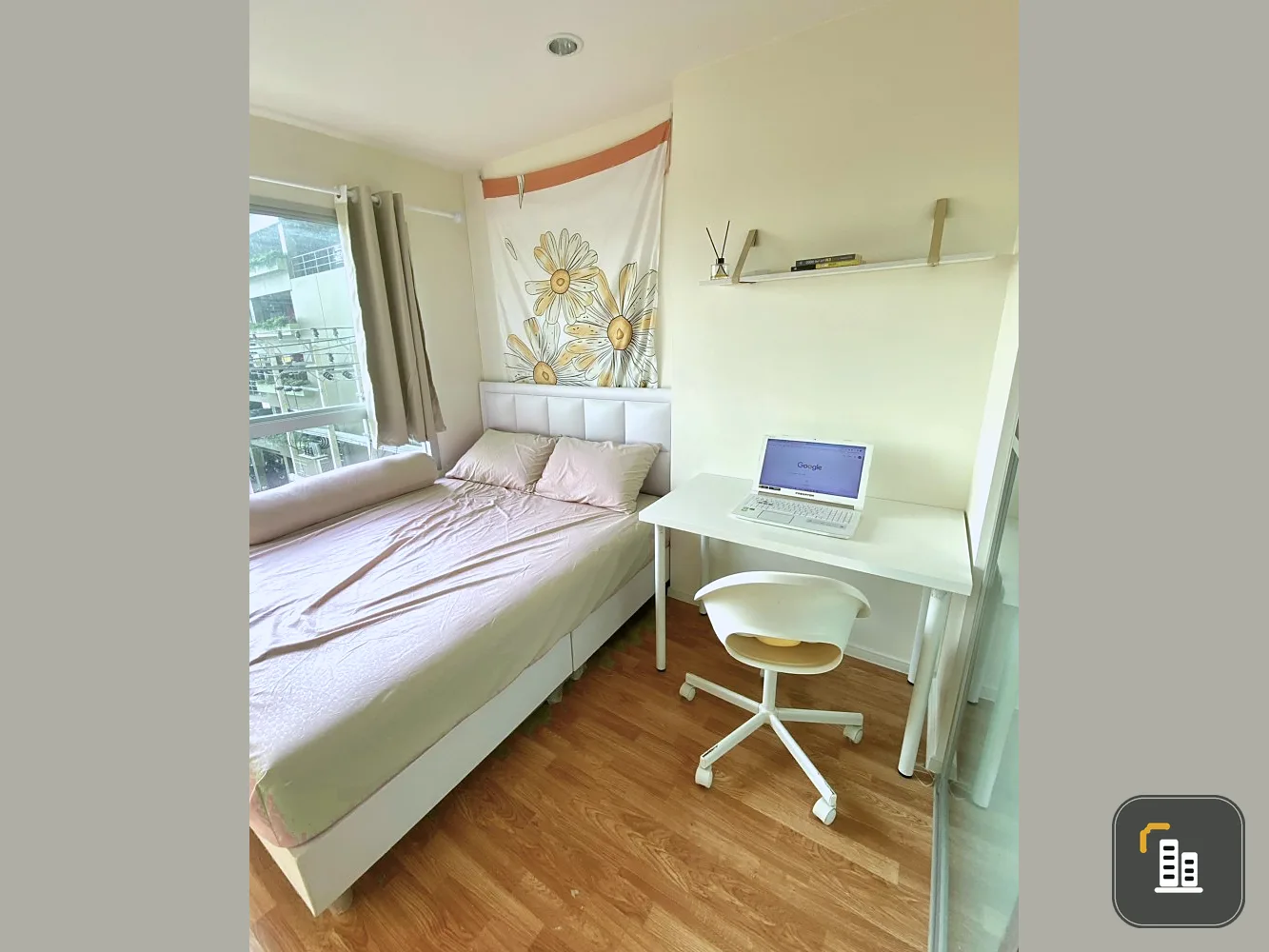 For sale, Lumpini Park Petchkasem 98, Building D, 3rd floor, corner room, beautifully decorated, very inviting, I can say that it's very popular.
