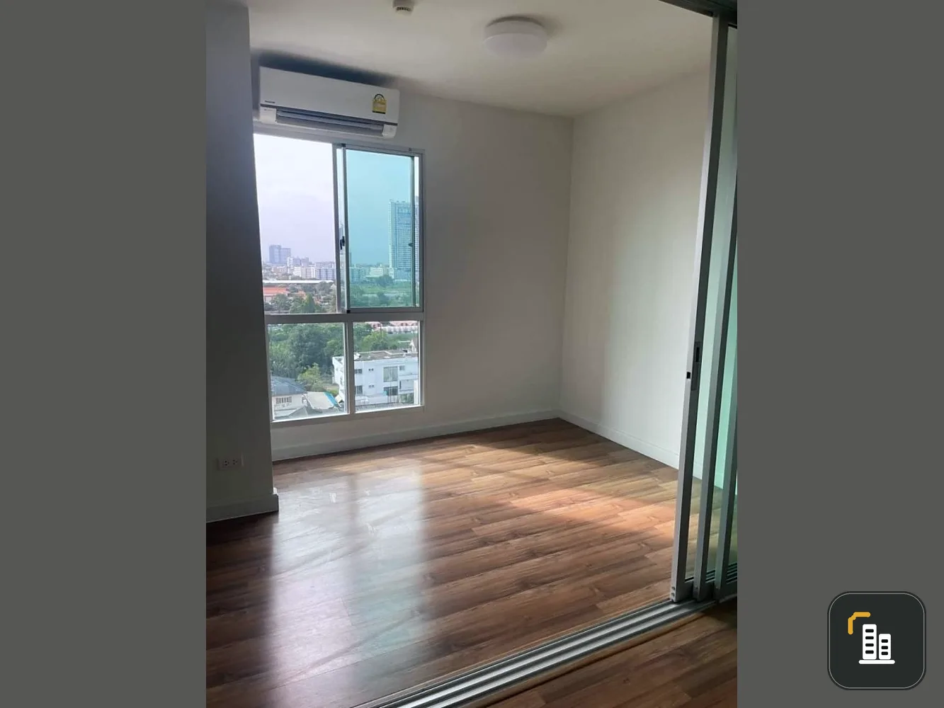 Sell A SPACE ME RATTANATHIBET, 1 bedroom, 1 bathroom, 18th floor, city view, friendly price, urgent.