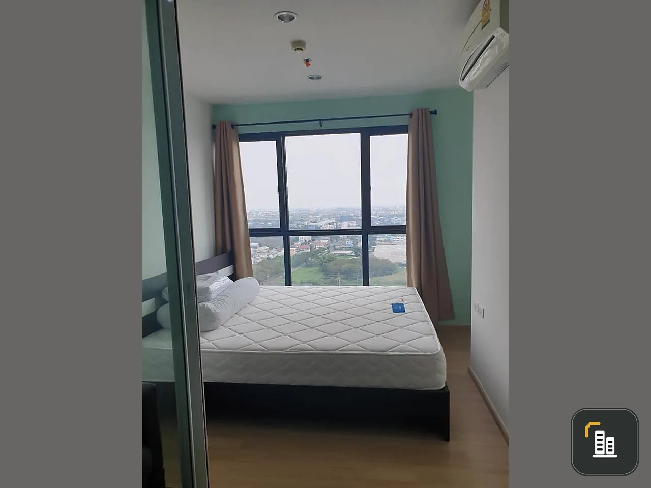 Condo for sale, The Base Chaengwattana, 1 bedroom, 1 bathroom, 22nd floor, east facing, hurry up and book now.