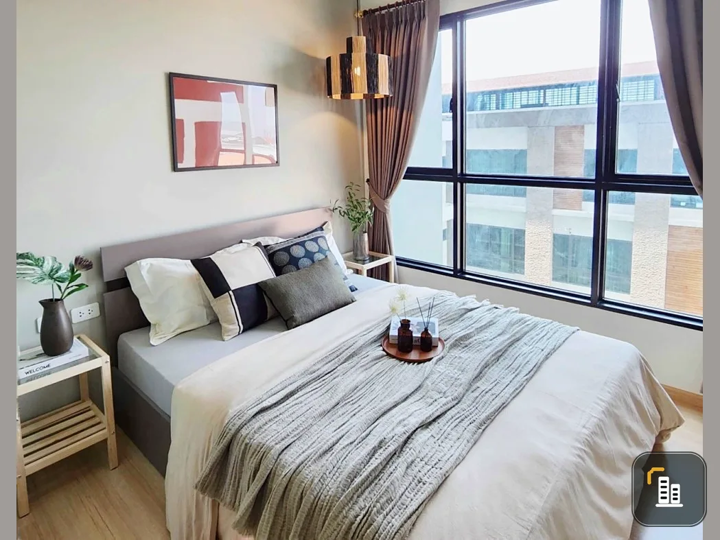 Condo for sale, The Base Chaengwattana, beautifully decorated room, fully furnished, complete with electrical appliances, good price, hurry to book
