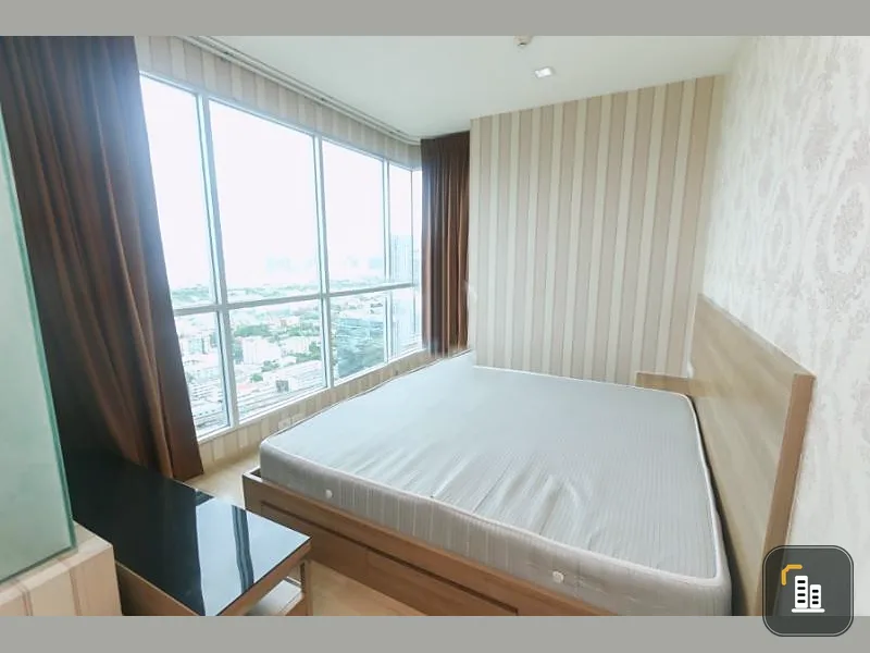 Sell Rhythm Phahon-Ari, new room, first hand, high floor, very beautiful view, no building blocking, good atmosphere, interested urgently