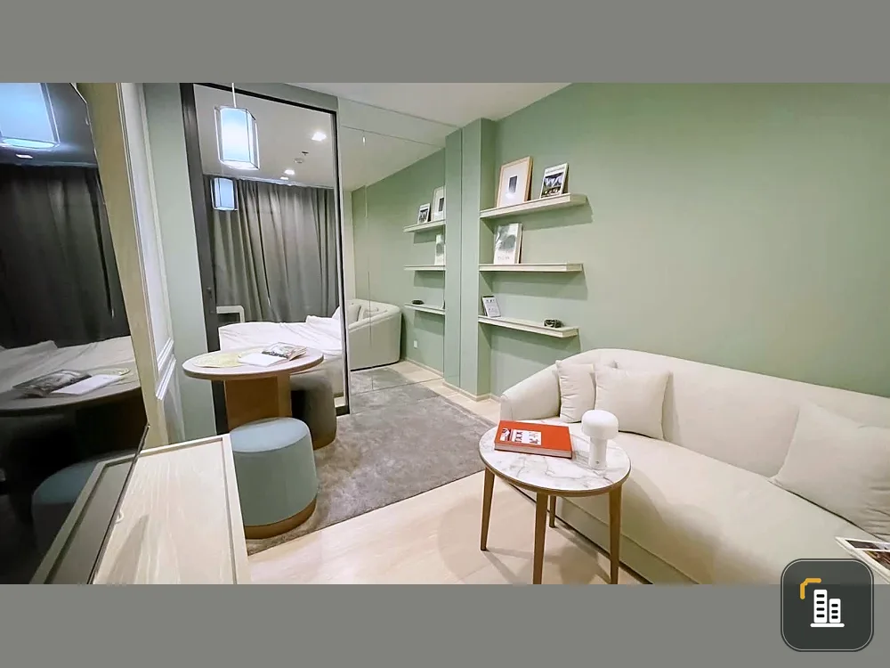 For rent!! Condo Life One Wireless, a new luxury condo located on Wireless Road. Convenient transportation near BTS Ploenchit!!