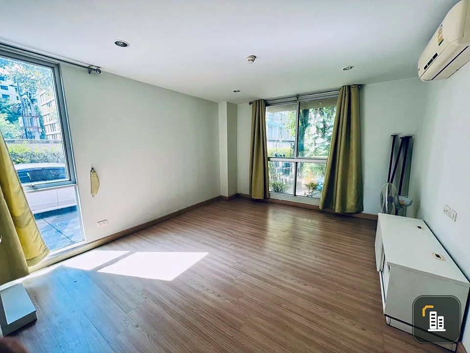 Condo for sale, The Niche ID Ladprao - Wang Hin, pool view room, very good atmosphere Perfect for relaxation, book now.