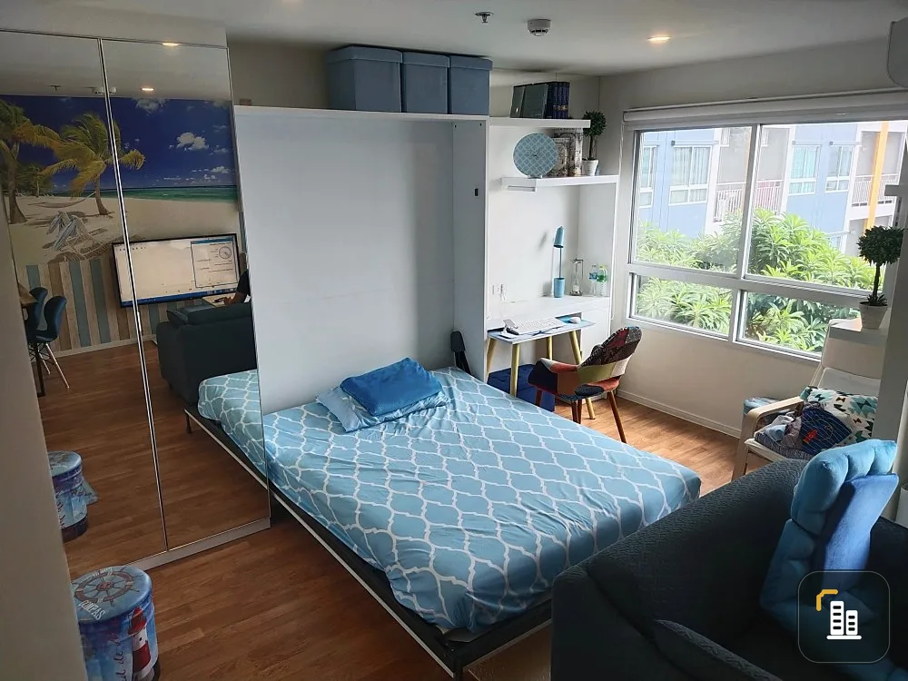For sale, Lumpini Ville Phatthanakan - Srinakarin, 1 room, 1 bathroom, 28 sqm, 9th floor, pool view, ready to move in.