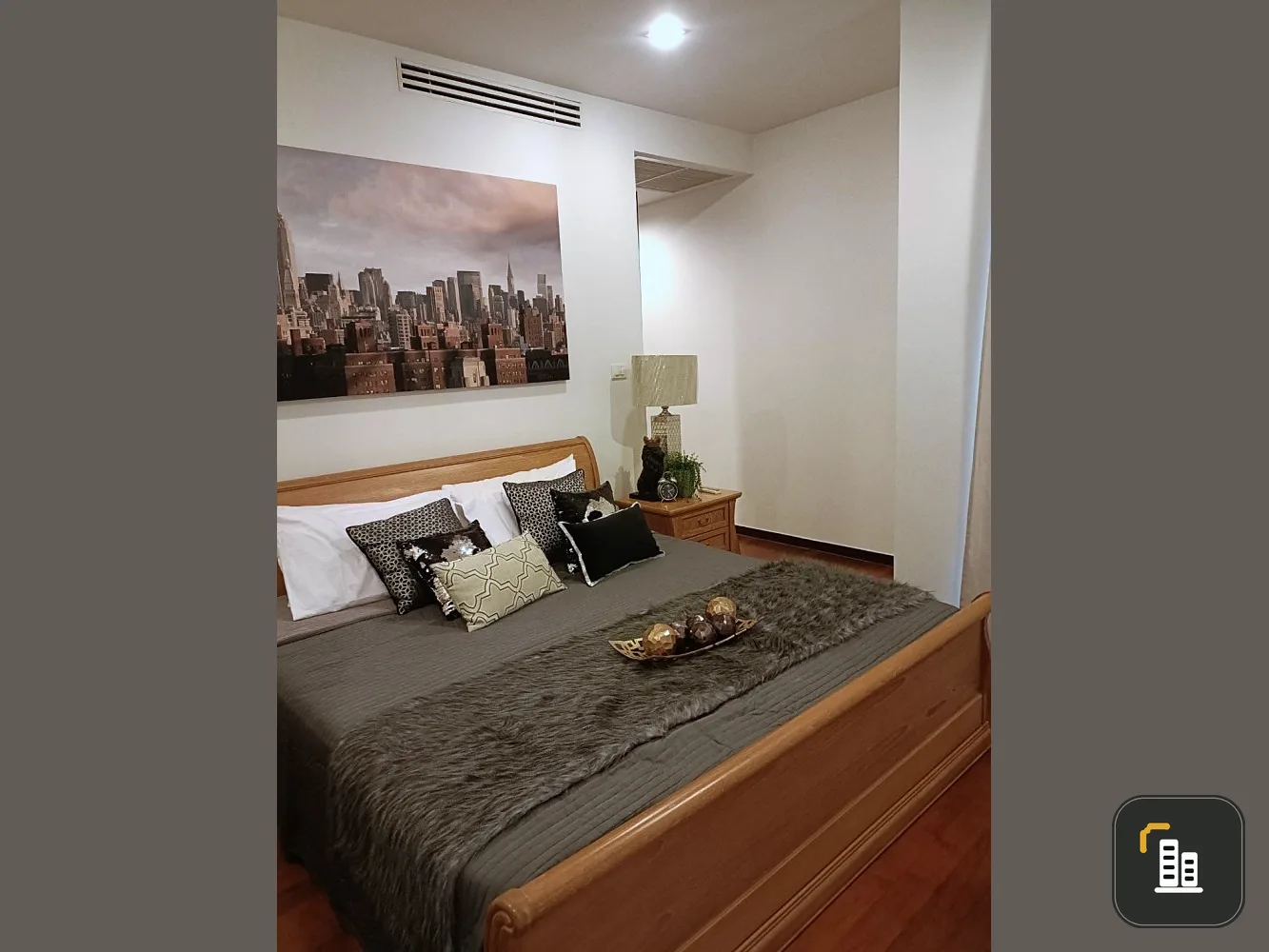 Ashton Morph 38 condo for rent, fully furnished, ready to move in, convenient transportation, urgent