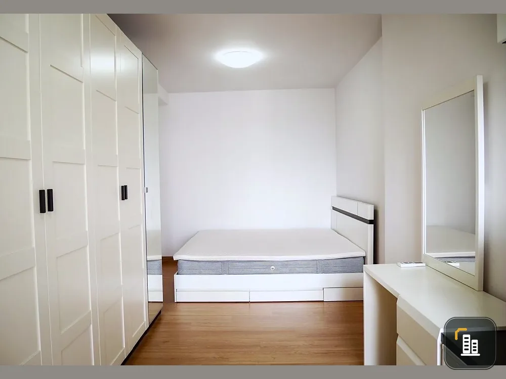 Urgent sale!! Supalai Park Asoke-Ratchada Condo, good location, ready to move in, convenient transportation, don't miss it!!