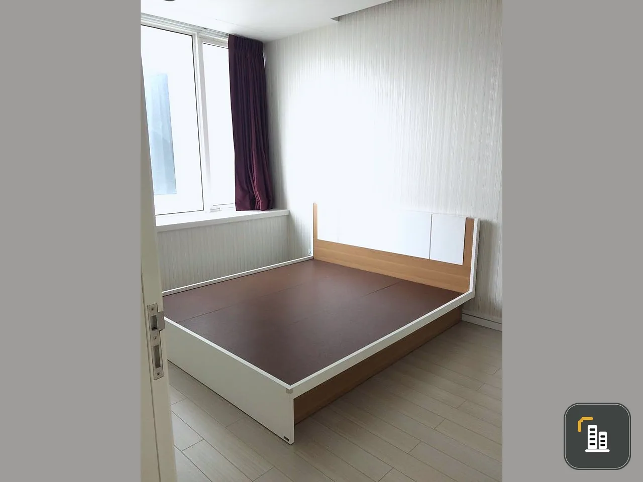 For rent, T.C. Green, nice room with wallpaper in the whole room fully furnished Reserve and you won't be disappointed.