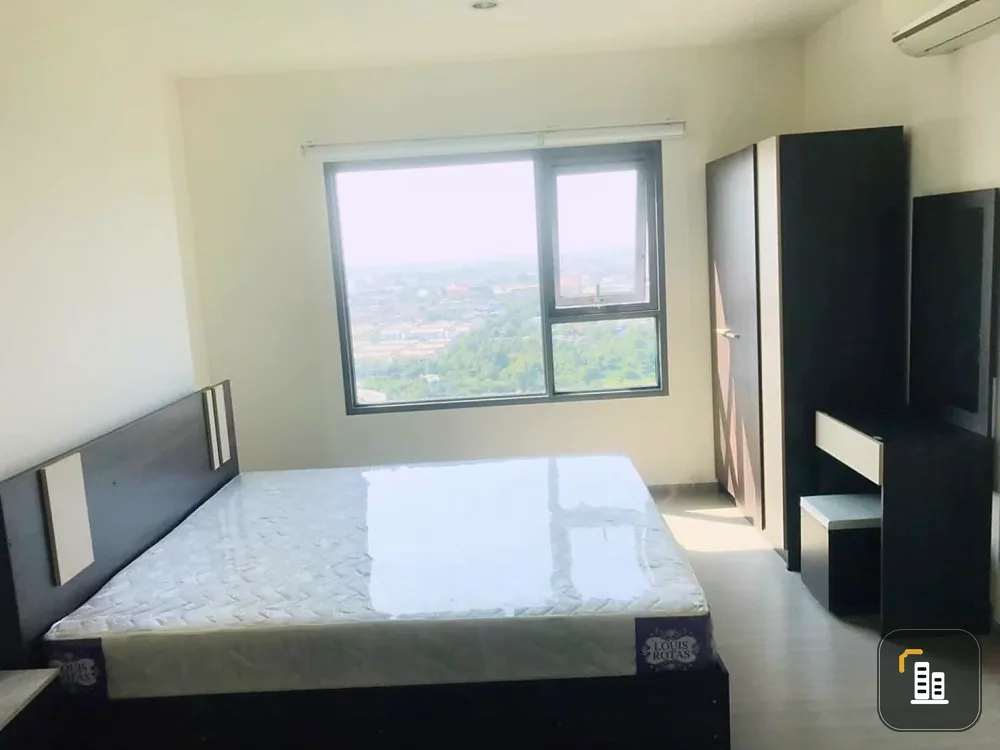 Condo for sale, Aspire Sathorn, Ratchaphruek, room in soft white tone Price is comfortable on the 29th floor, has a high view, can say that you should