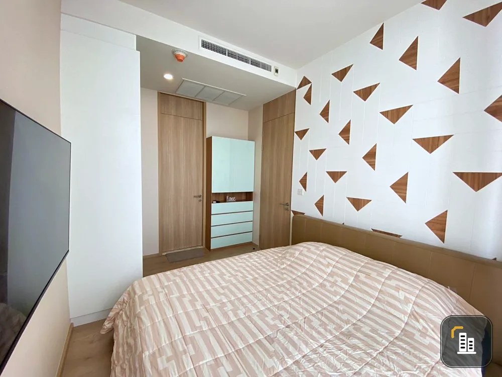 For rent, Noble Be 19, city view, high floor, room decorated in white tones, very inviting Carry your bag and move in.