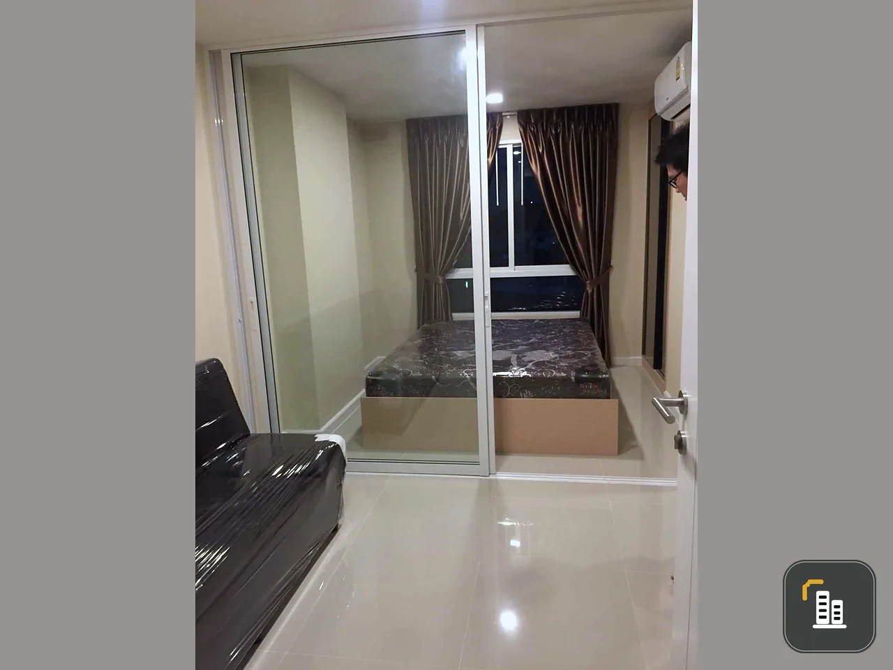 For sale, JW Condo @ Don Mueang, 1 bedroom, fully furnished. With good electrical appliances. Book now. Hurry up.