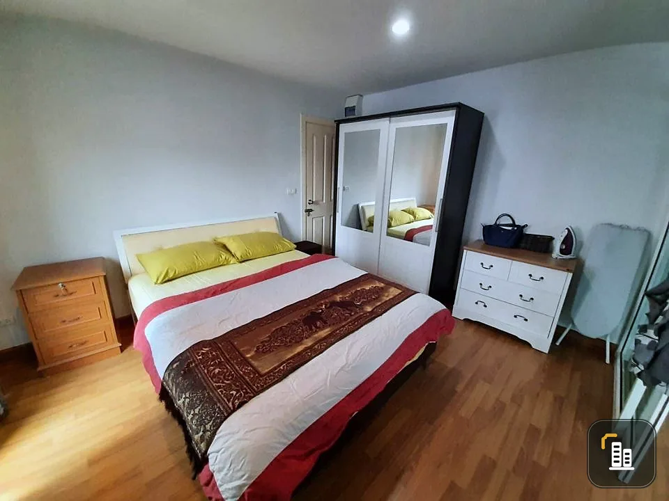Sell Regent Home 18 Chaengwattana-Laksi, spacious room, separate partition affordable price Good like this. Must reserve now.