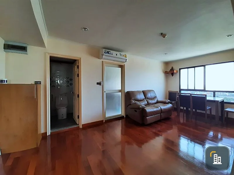 Condo for sale at Lumpini Place. Phahon - Saphan Khwai All newly renovated rooms It's gone. It's gone. Hurry up.
