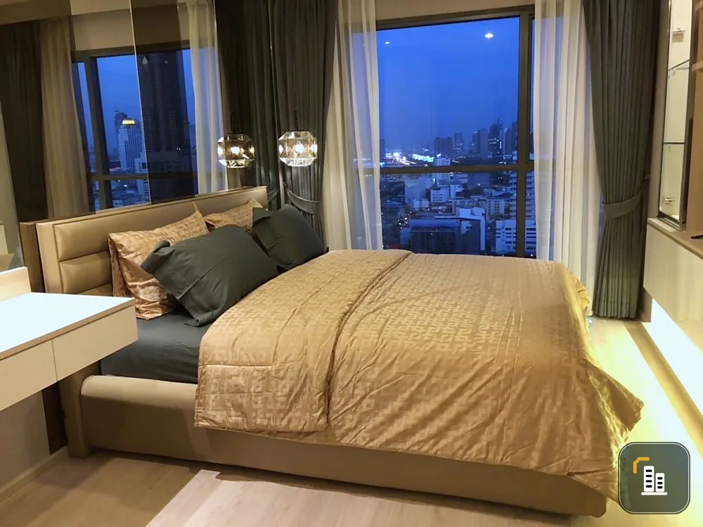 For rent urgently!! Rhythm Rangnam Condo, 24th floor, high floor, good view, fully furnished, ready to move in. Hurry up and book now!!