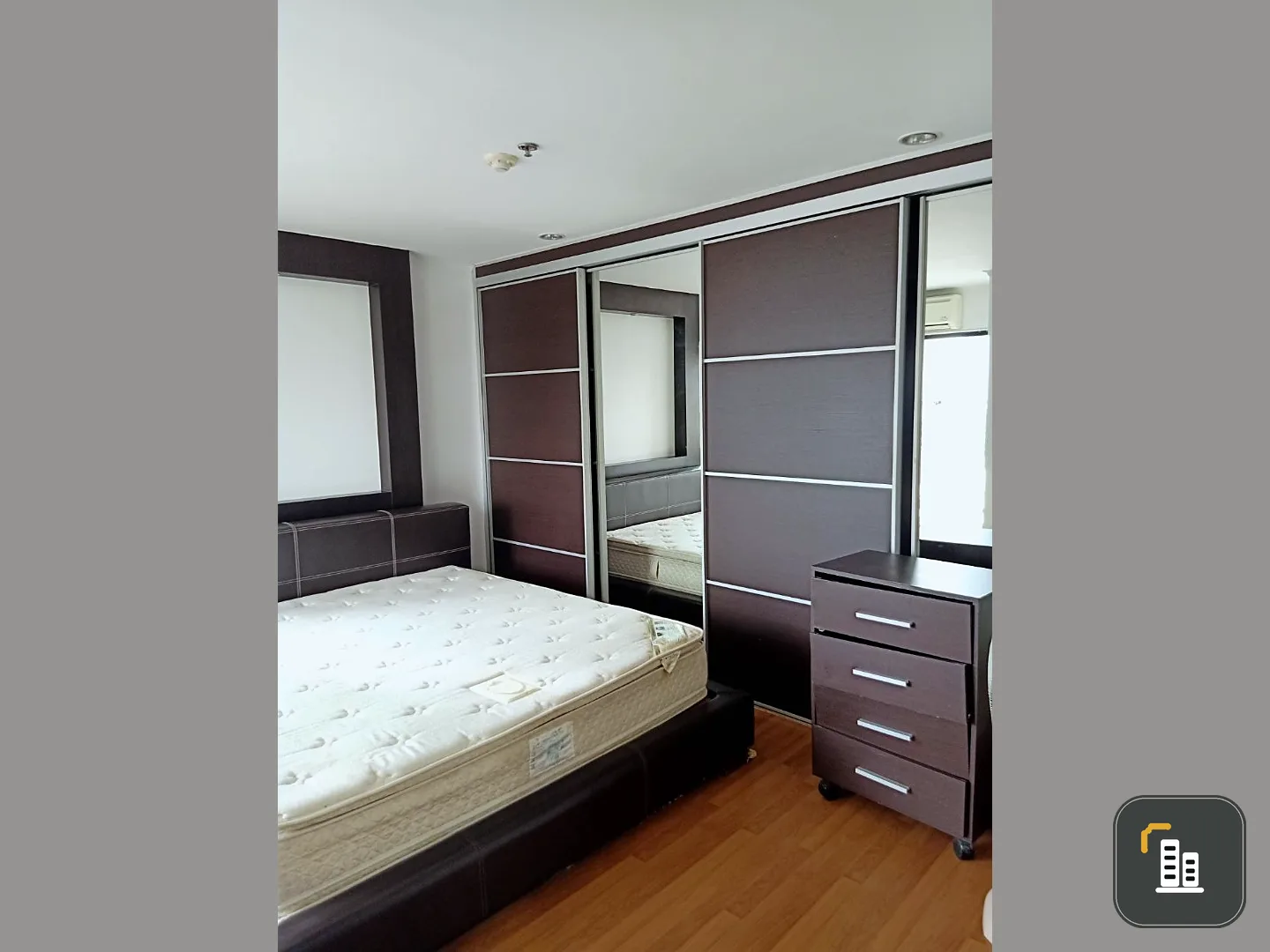 Condo for sale, Lumpini Place Phahon - Saphan Khwai, 7th floor, East, 2 bedrooms, 2 bathrooms, complete facilities.
