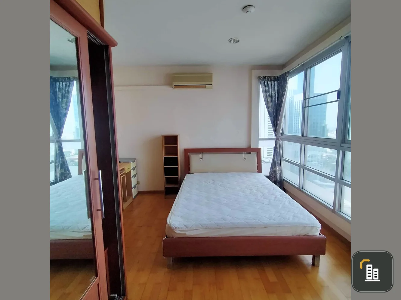 Condo for sale, Pathumwan Resort, spacious room with a lot of usable space. plus an affordable price Not buying is a huge mistake.