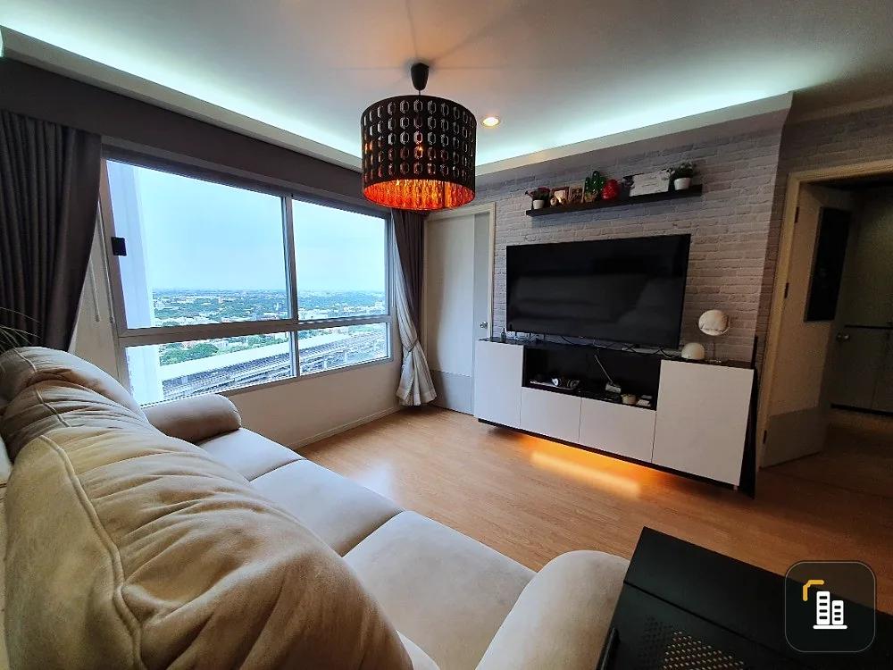 Urgent sale !! Lumphini Place Srinakarin-Hua Mak Station Condo with a good location. Hurry and book now !!