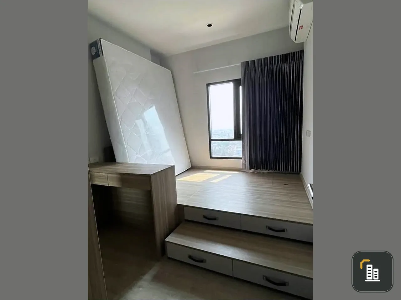 For rent, Altitude Unicorn Sathorn-Thapra, 14th floor, the most popular center. Big built-in bed You can reserve first.