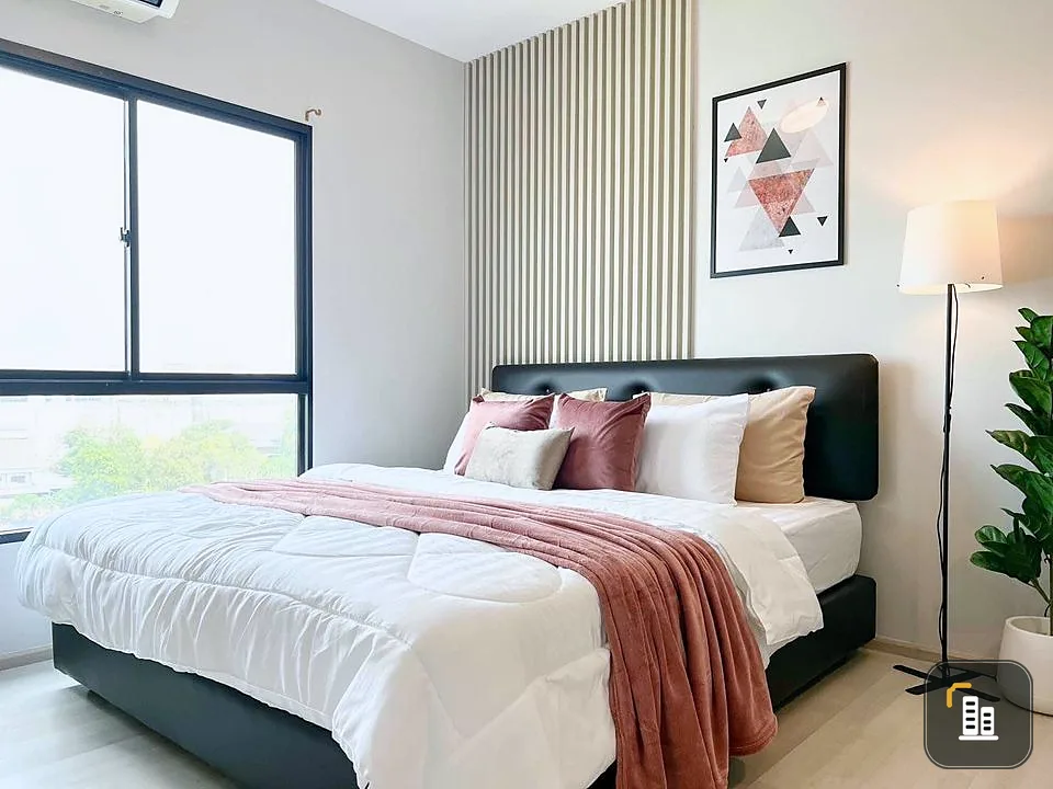 For sale, Unio Rama 2-Tha Kham, 7th floor, has a natural view, STUDIO room decorated, looks good, very stylish, hurry up to reserve it.