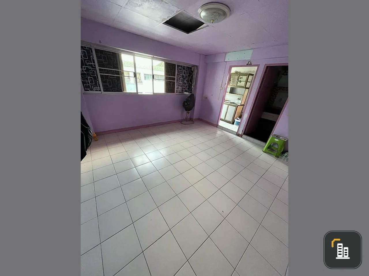 For sale, Lumpini Center Happyland, empty room, 7th floor, cheap price, good like this, say you cannot miss it.