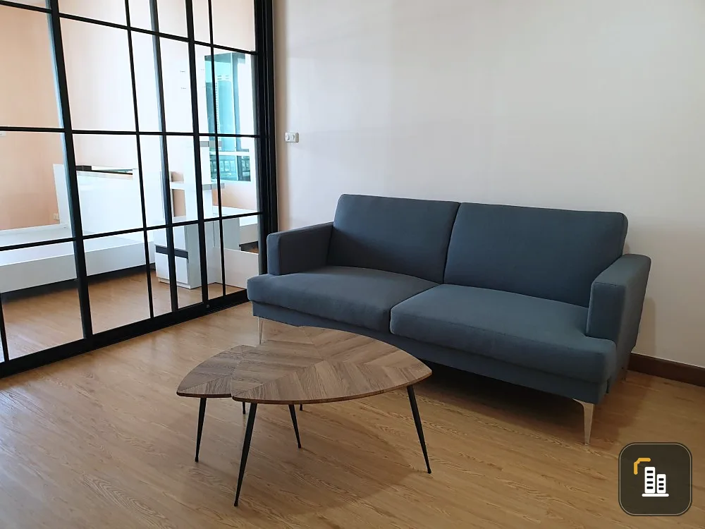 Condo for sale, The Station Sathorn-Bangrak, 16th floor, unblocked view, lots of usable space, great value, don't wait, book now.