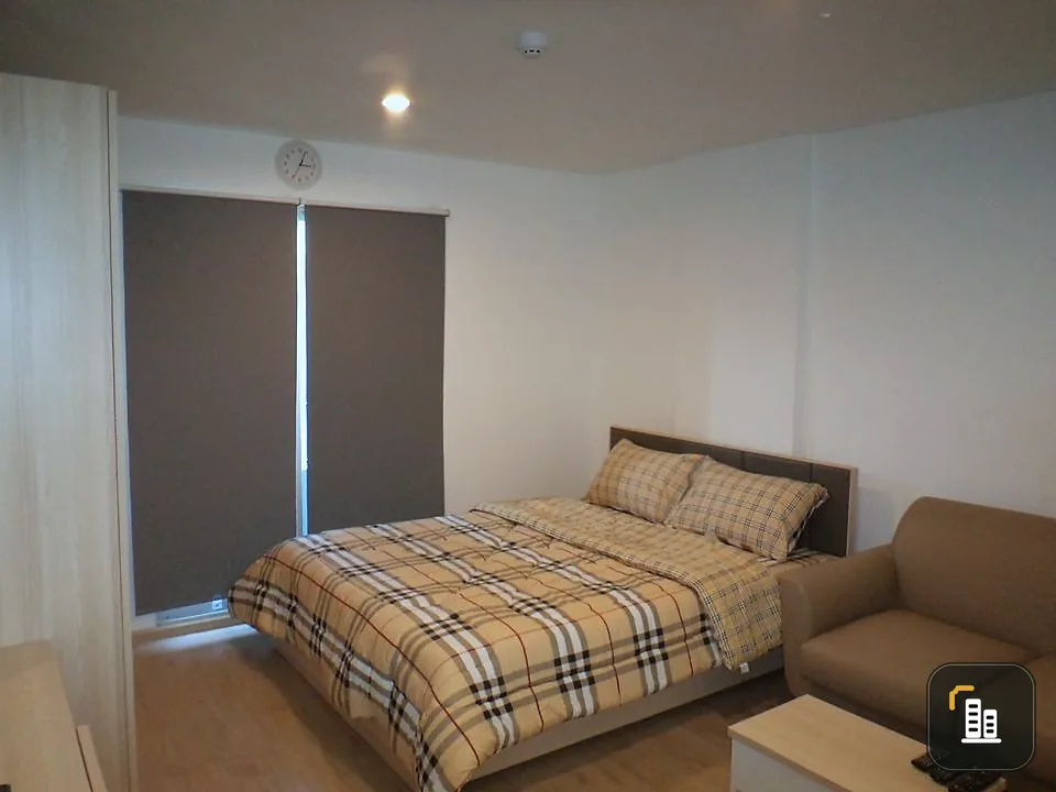 For rent or sale, Elio Sukhumvit 64, nice room, fully furnished. Have a view of the pool Hurry up to reserve.