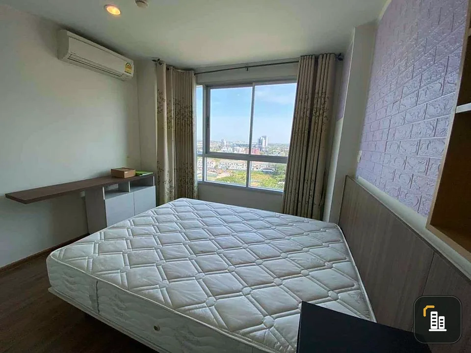Sell U Delight @ Hua Mak Station, spacious room, airy, complete with furniture and electrical appliances, book now, super bang.