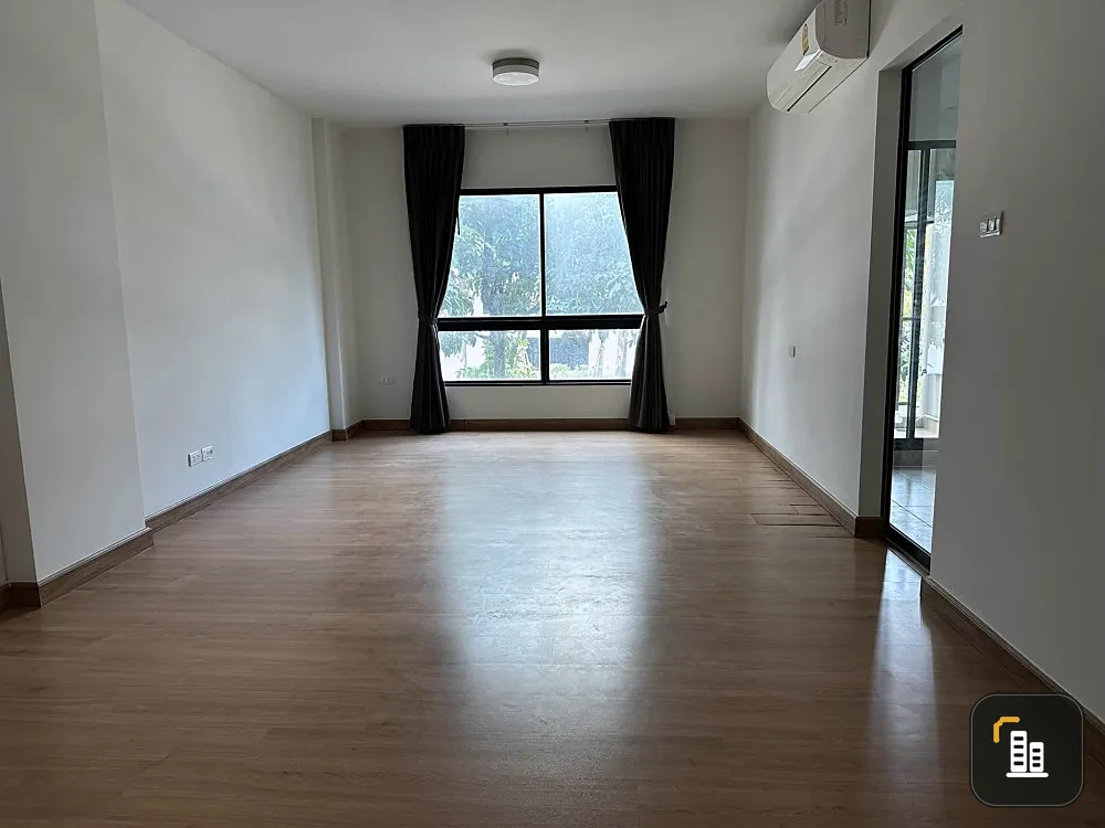 For sale Supalai Cute Condo, Ratchayothin-Phaholyothin, 34 empty rooms, lots of usable space Separate kitchen. Don't miss it. Book now.