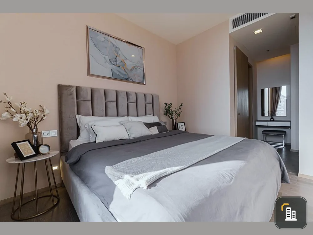 For rent!! Condo The Esse Asoke, fully furnished and electrical appliances, high floor, can't miss it!!