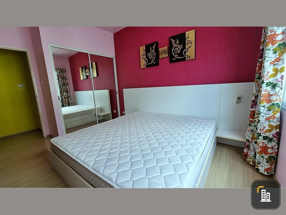 Condo for sale, A Space Asoke-Ratchada, 7th floor, pool view, very good atmosphere. Brightly colored rooms, fully furnished, can be reserved in advanc