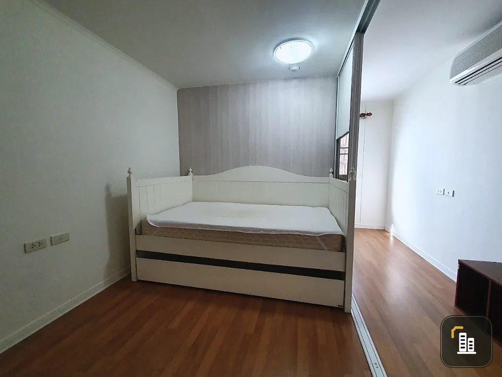 Condo for sale, Lumpini Place Narathiwat Ratchanakarin, big room, very good price, can't miss it
