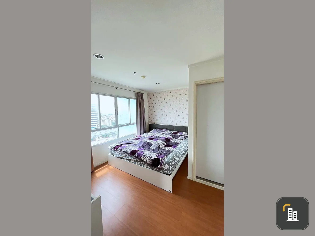 For sale, Lumpini Park Rattanathibet-Ngamwongwan, Building A, 14th floor, corner room, not adjacent to other rooms, city view, book now.