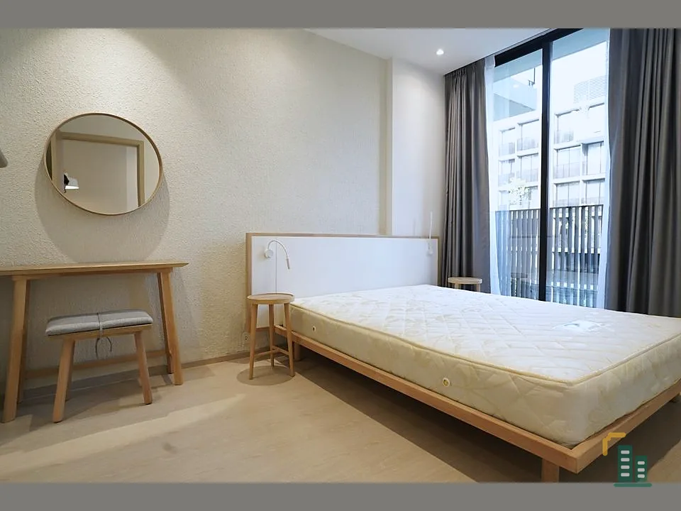 For rent, Noble Ambience Sukhumvit 42, large room, pool view, decorated in minimal style. If interested, reserve now. Hurry up.