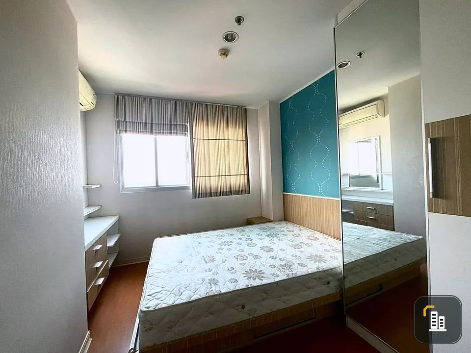For sale, Lumpini Condo Town Ramintra-Nawamin, corner room, divided into zones, good view, reduced fan all day, book now.