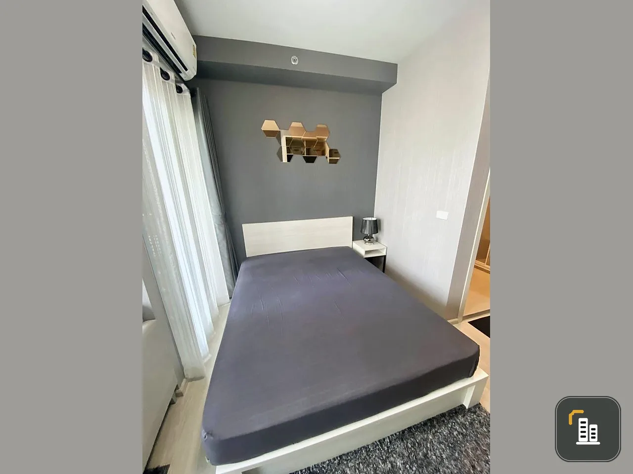 For sale, Chapter One Shine, Bang Pho, 11th floor, north view, garden view, fully furnished room, ready to move in. I can say that it's a great value.