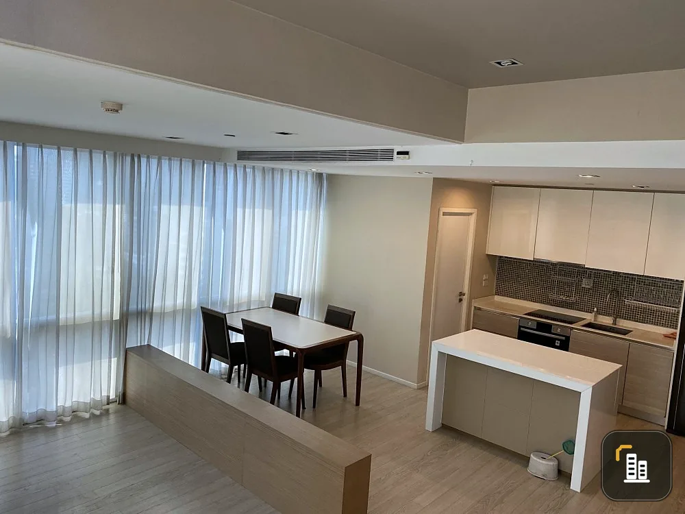 Selling The Room sukhumvit 21, 15th floor, the most beautiful view, elegant built-in room, very nice, can't miss it