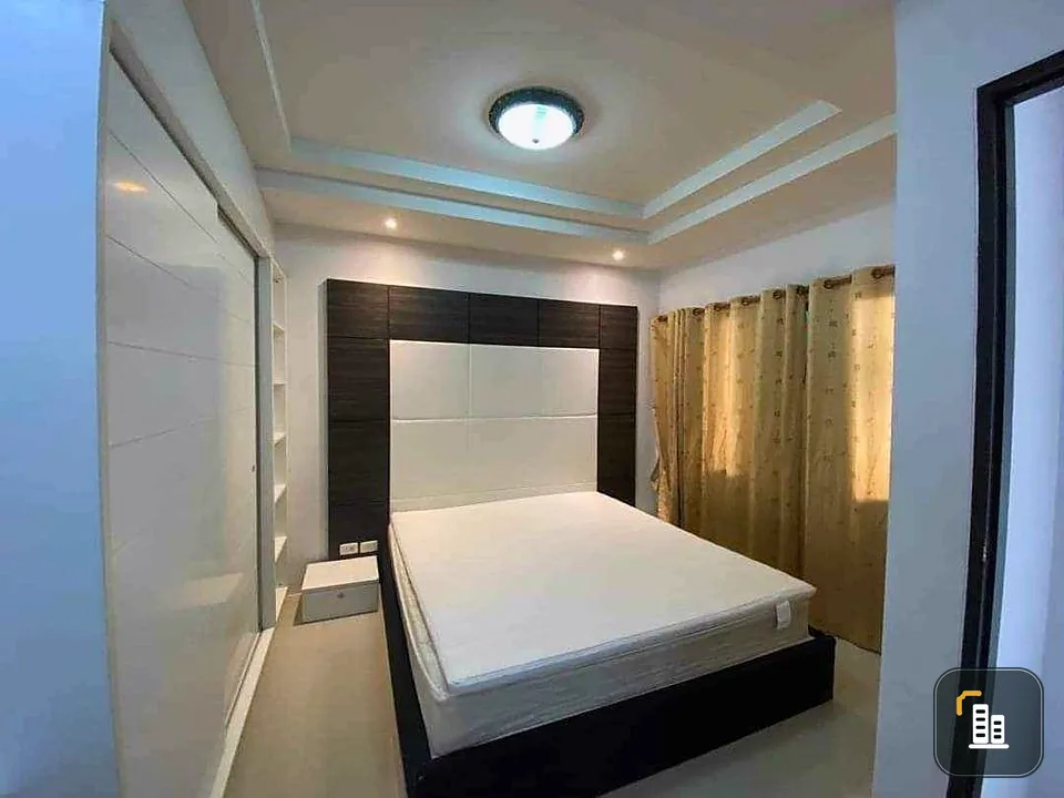 Condo for sale, Champs Elysees Tiwanon, built-in furniture, ready to move in, can carry the bag and move in. Hurry up to book.