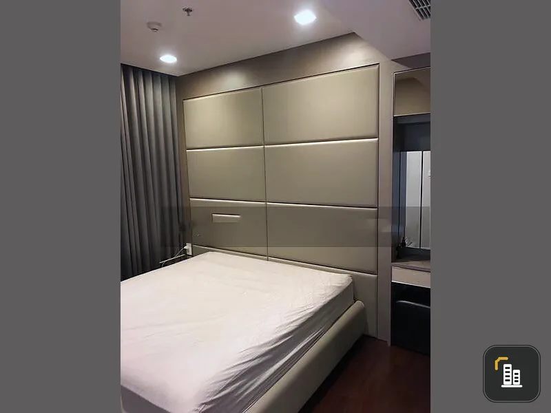 Urgent sale!! Condo Hyde Sukhumvit 11, size 2 bedrooms, 14th floor, fully furnished Ready to move in. Hurry up to reserve!!