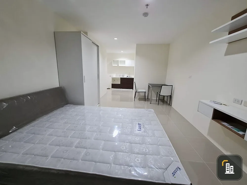 Selling Askan Place Srinakarin, white tone room, very easy to decorate Complete equipment, reserve now