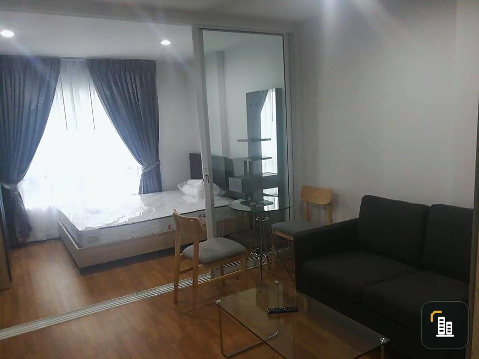 Selling Regent Home Sukhunvit 81, complete with electrical appliances. Divide the room into a very good proportion. If interested, reserve now.