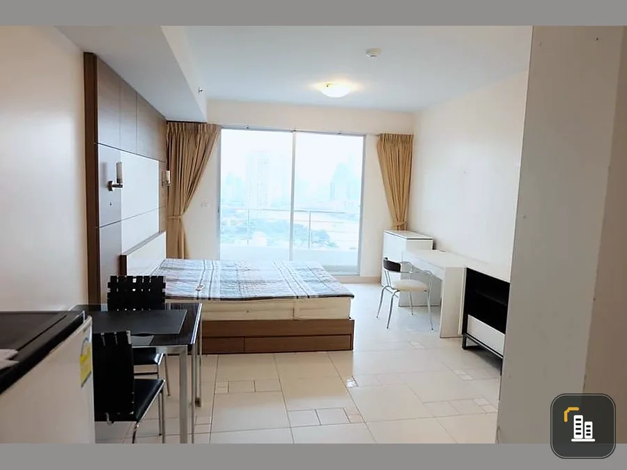 Condo Supalai River Place with fully furnished have a high view Facing the Sathorn Bridge. You can reserve now.