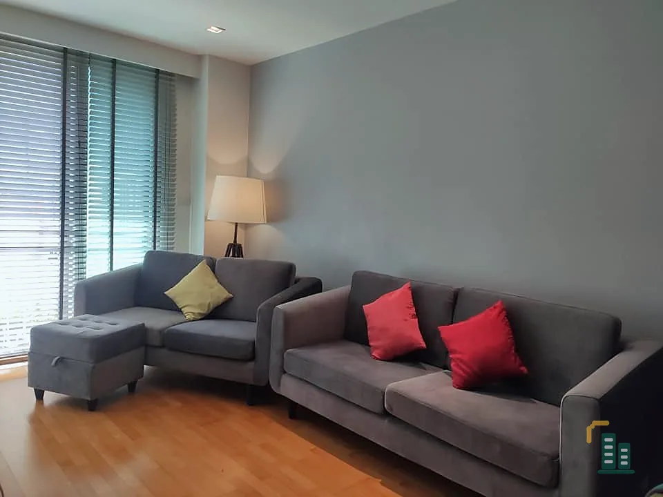 Condo for sale, Issara@42, Sukhumvit, very spacious room, complete facilities. You can't miss it. Hurry up.