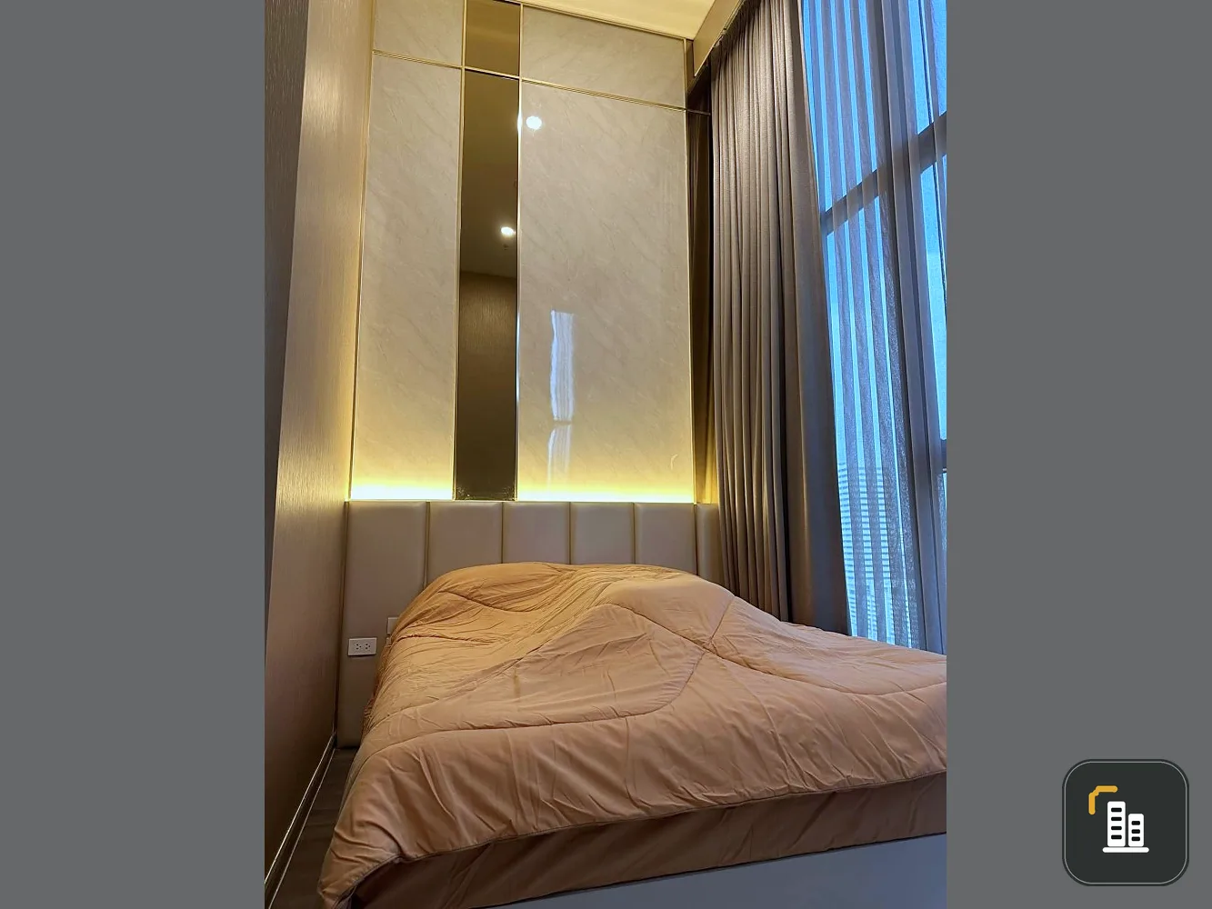 for sale or rent Knightsbridge Space Rama 9, corner room, make-up, full built-in you must not miss