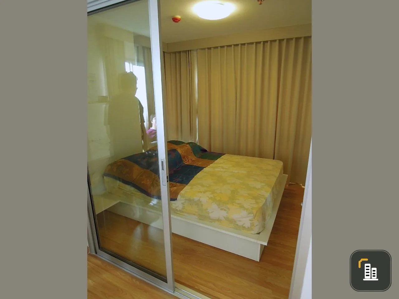 For sale, The Trust Residence Ratchada-Rama 3, corner room, lots of usable space, very good view, hurry to book before it's out of hand.