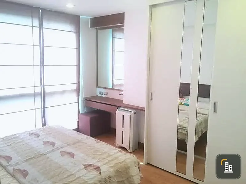 Sell Tree Condo Luxe Sukhumvit 52, spacious room, fully furnished. Buy it yourself or rent it out, it's worth it. Book now.