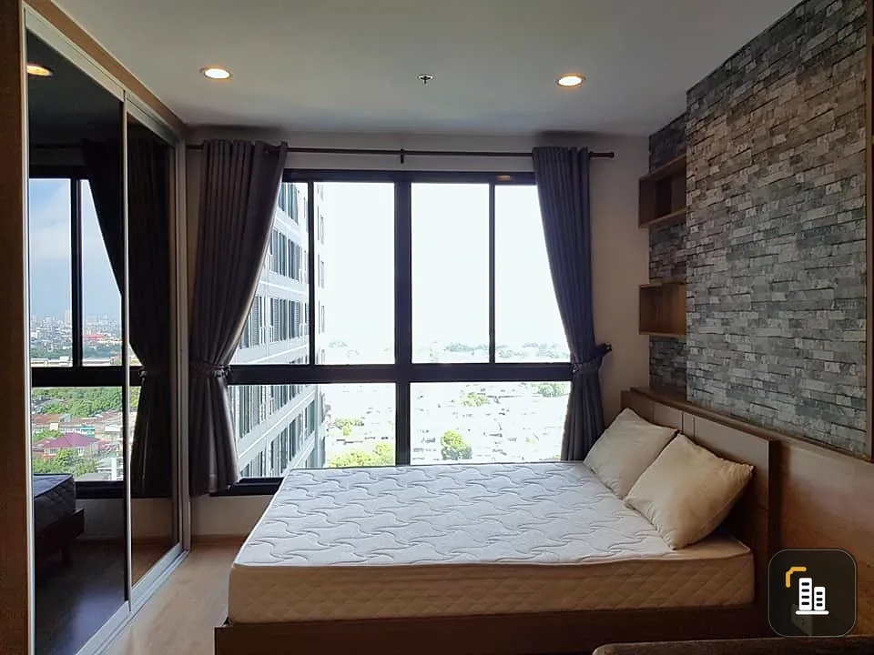 Condo for sale, Ideo Sathorn Thapra, nice room, spacious size, fully furnished, high floor, beautiful view, great price, don't miss it