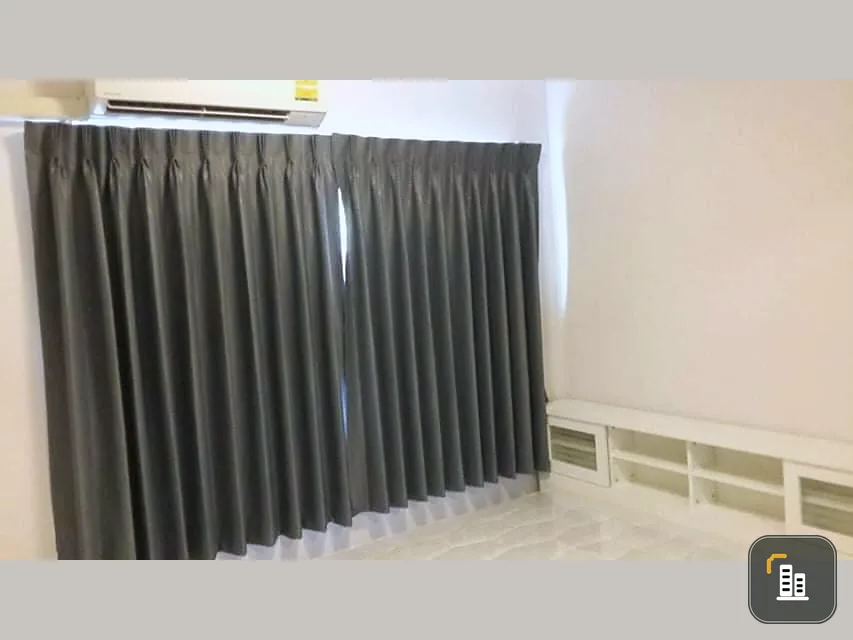 For rent, Plum Condo Park Rangsit Phase 2, complete with furniture and electrical appliances. Hurry up and book now. Don't miss out.